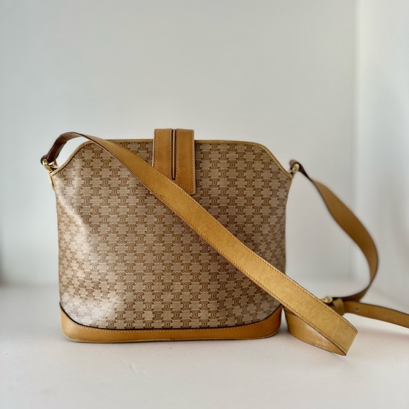 Vintage Celine Crossbody Horsebit Hardware Blonde Macadam - Picture 5 of 14